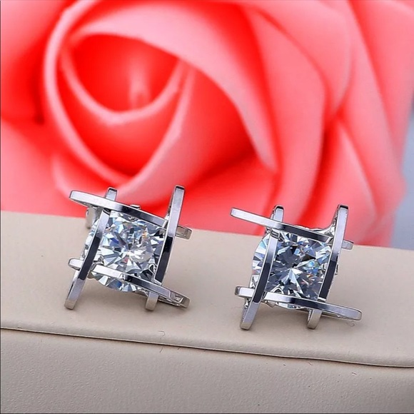New Silver Tone Diamond Stud Earrings - Picture 3 of 4